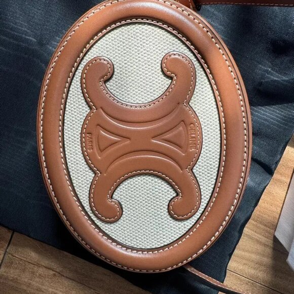Celine Crossbody Oval Purse Cuir Triomphe in Textile and Calfskin Natural / Tan - Picture 12 of 13
